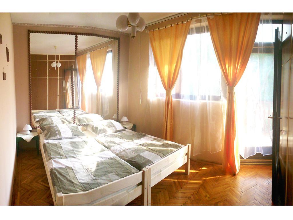 Orchidea Apartman Tata Oda fotoğraf